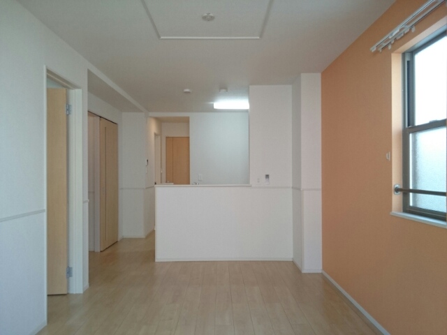 いずみハイツ リビング