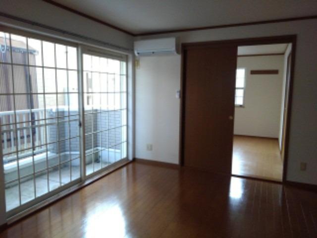 コアおがいとⅡ リビング