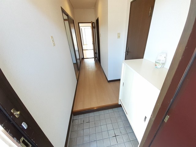 ディアコートＭＩＨＯ 玄関