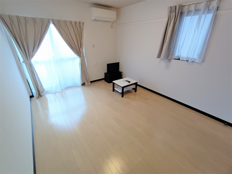 レオネクストＮａｋａｊｙｕ リビング