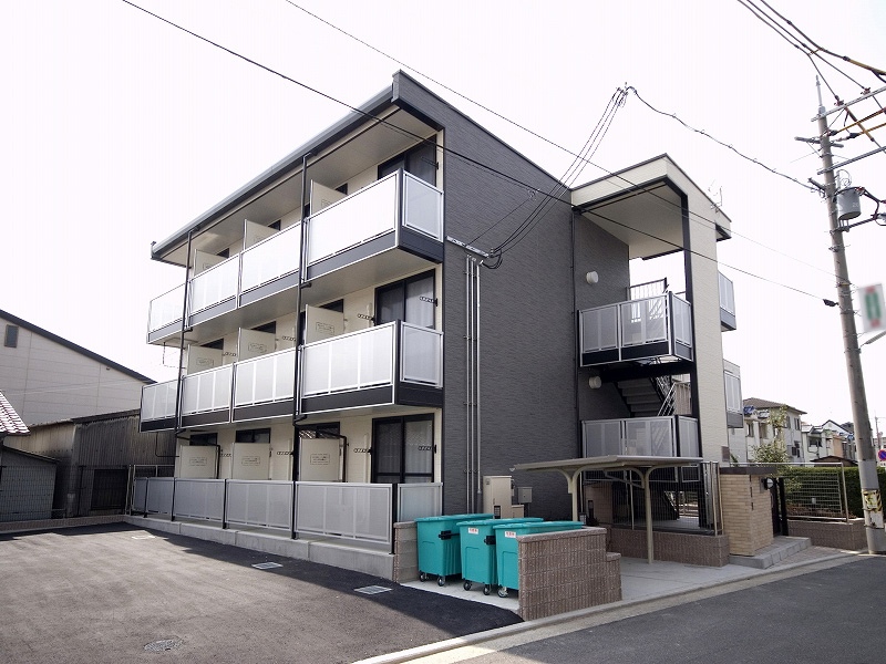 レオパレスネスト中百舌鳥Ⅱ 外観