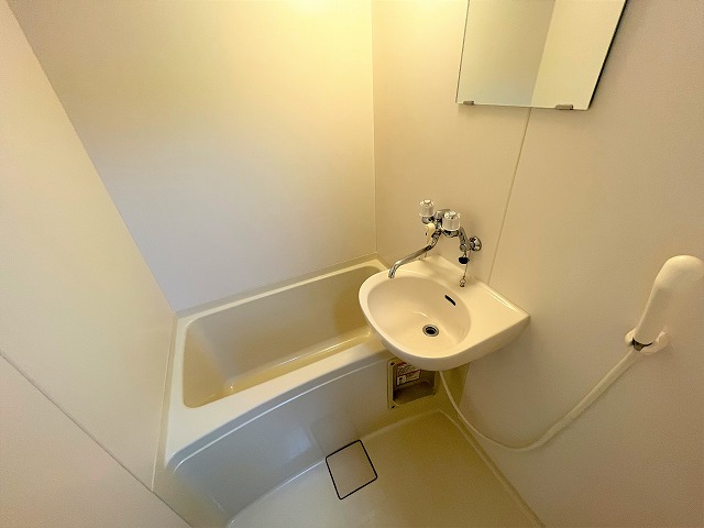 レオパレスエンディヴァー 風呂画像