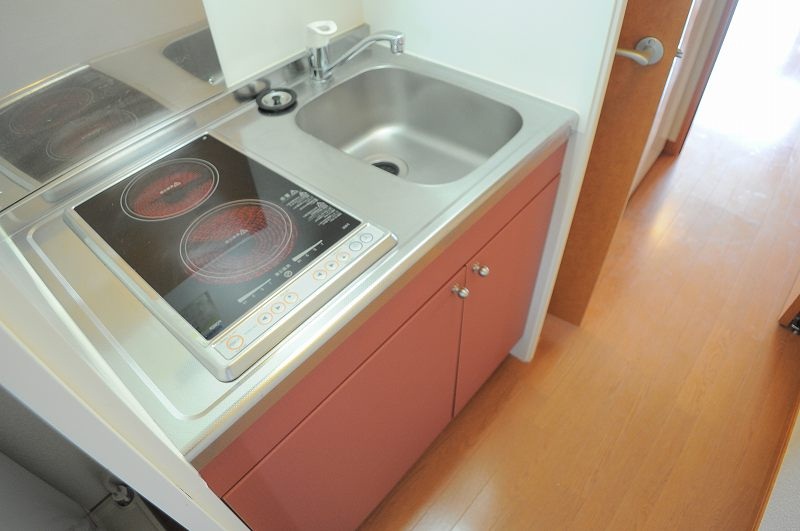 レオパレスコンフォール１８ キッチン