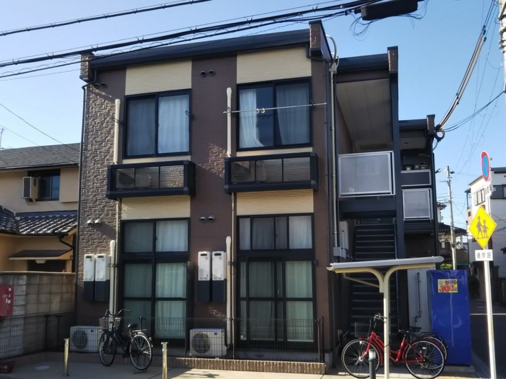 レオパレスアールドヴィーヴル その他外観2