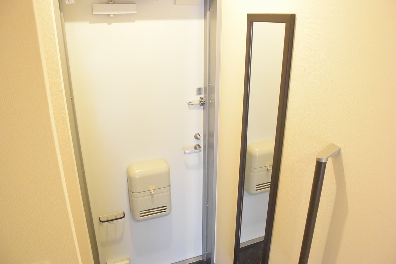 レオネクスト箕面Ⅱ 玄関