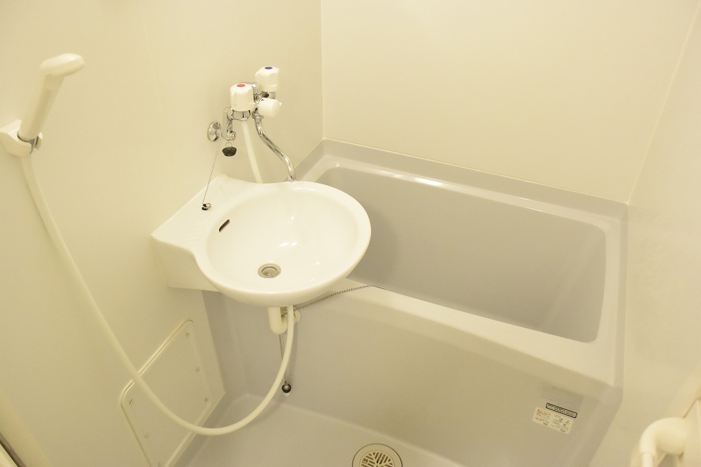 レオパレスブリエ 風呂画像