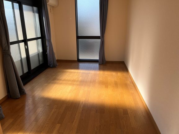 レオパレスえびす リビング