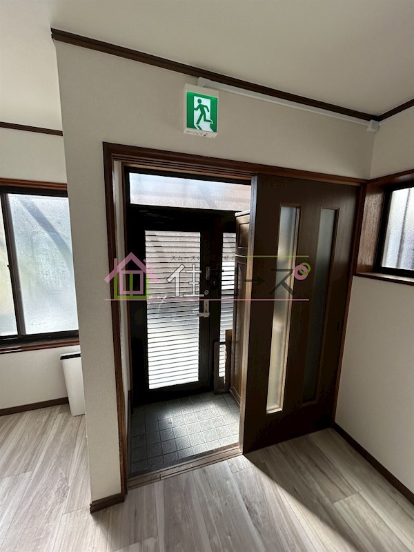 西成区鶴見橋三丁目民泊 玄関