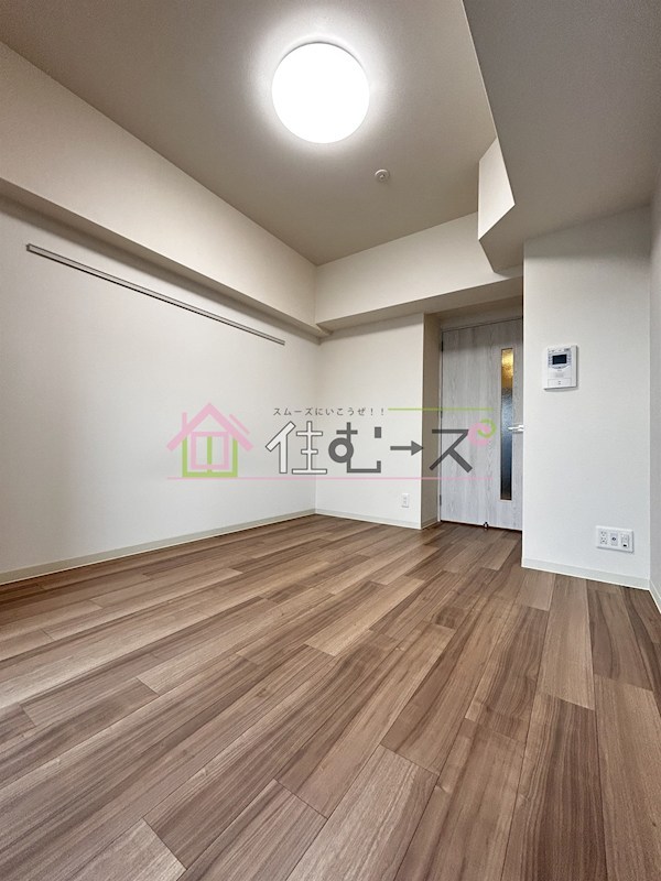 プレサンス上町台筆ヶ崎NORTH リビング