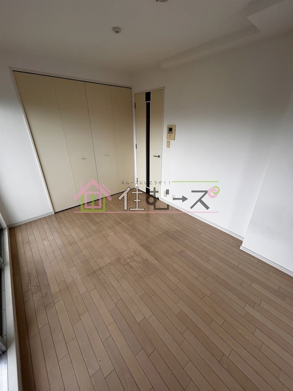 クレイドル四天王寺 リビング