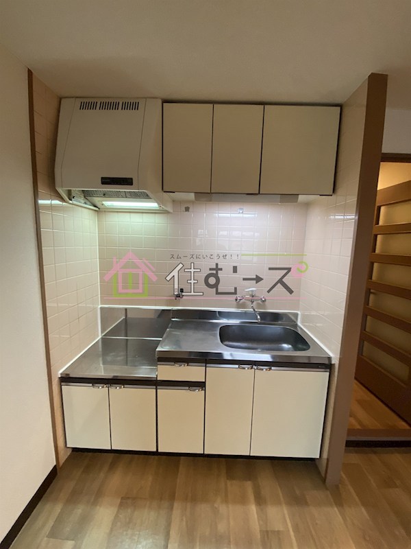 マリワール川辺 キッチン