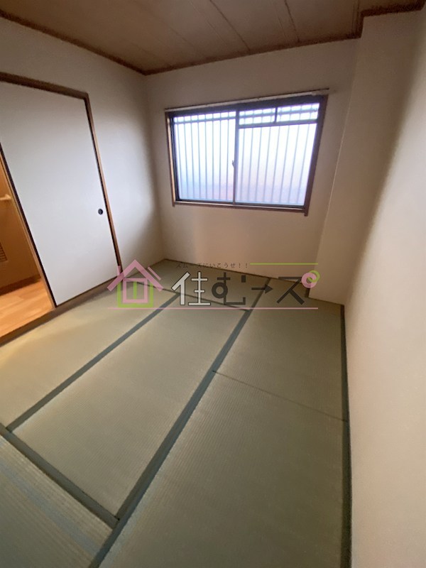 マリワール川辺 ベッドルーム