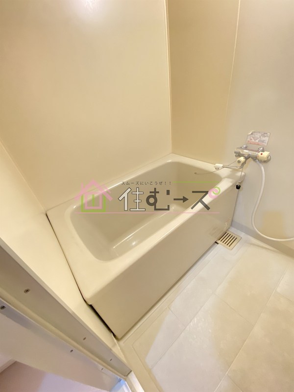 マリワール川辺 風呂画像