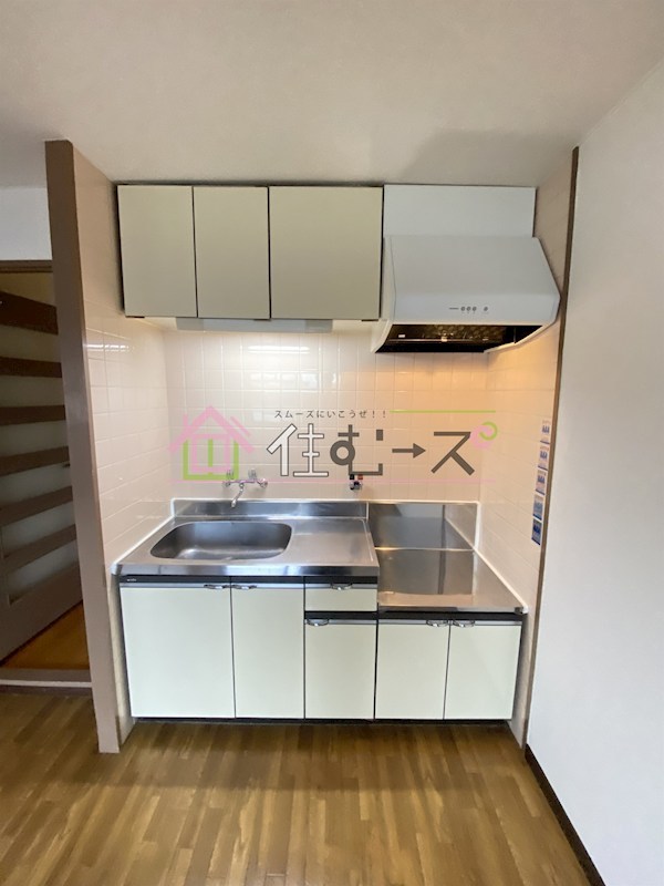 マリワール川辺 キッチン