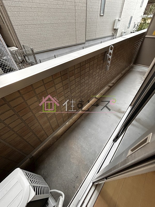 TREBINA AYAKA ベランダ