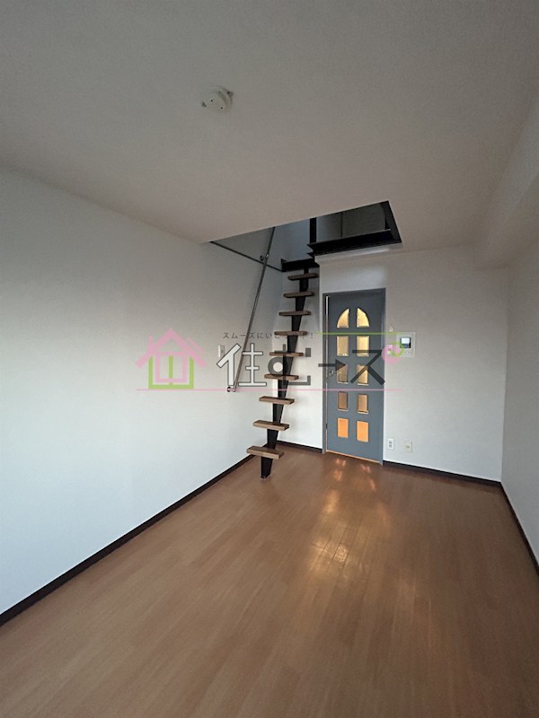 アベニュー岸里 リビング