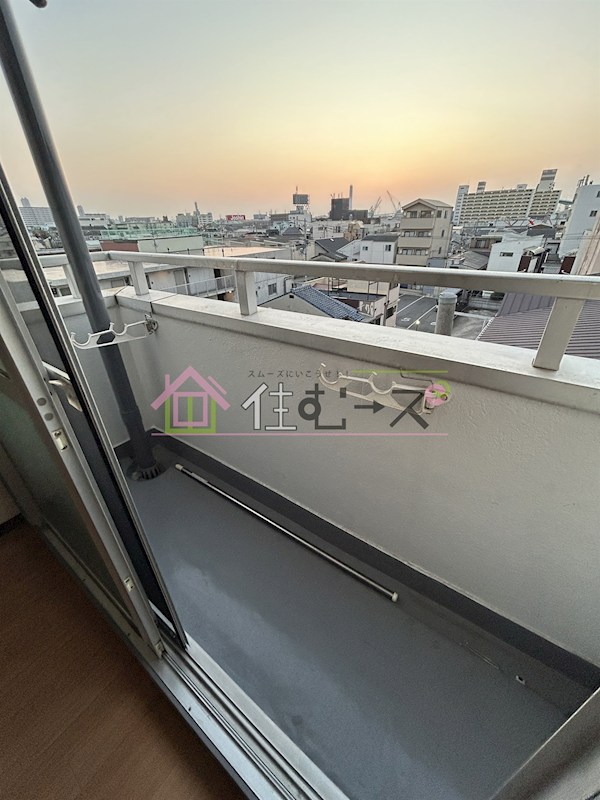 アベニュー岸里 ベランダ