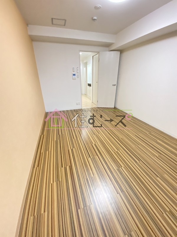 HRフロントリーガル平野 リビング