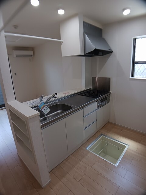 モデルノ　カーサ キッチン