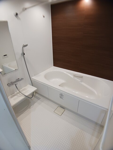 モデルノ　カーサ 風呂画像