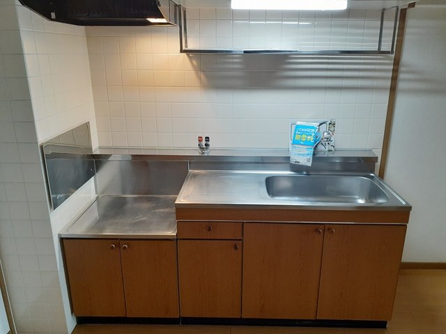 エーヴィヒ畠中Ⅰ キッチン