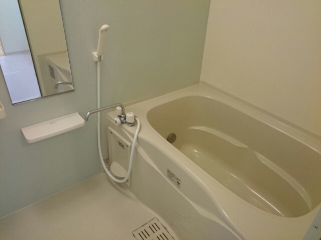 カーサ立部 風呂画像