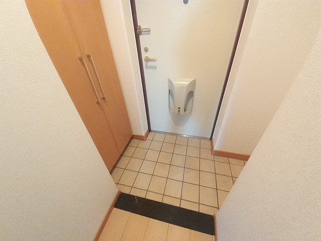 ＫＩフードアルティフェスビュ－ 玄関