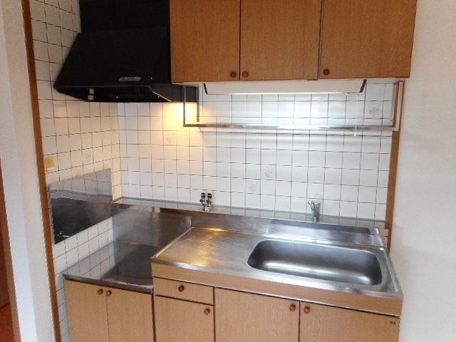 ラルジュウエスト キッチン