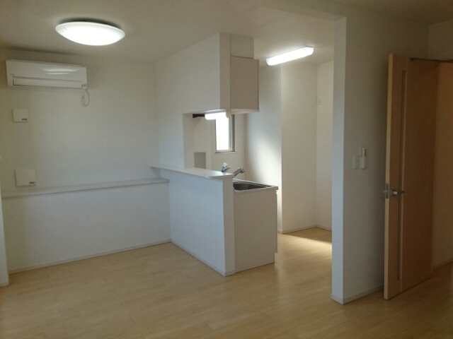 ビッグ　ウエスト　セカンド リビング