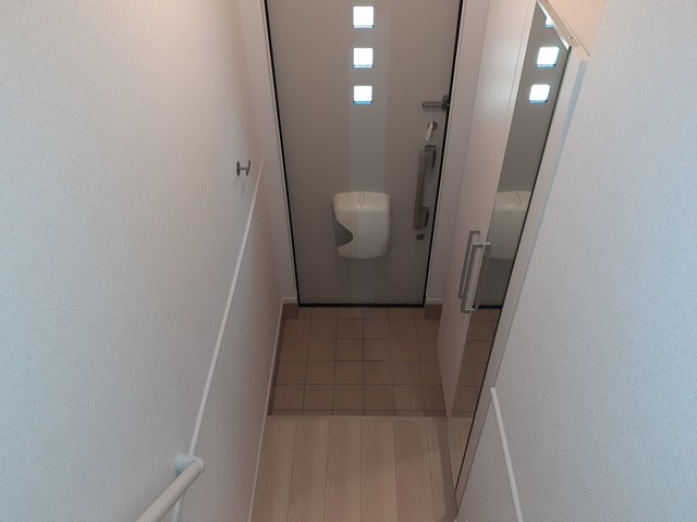 メゾン　エインシェントⅡ 玄関