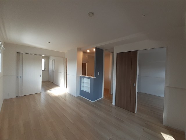 メゾン　エインシェントⅡ リビング