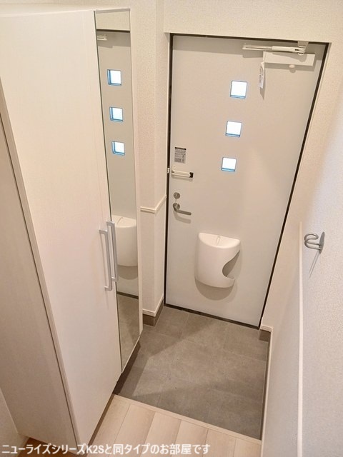 フラワープラス 玄関