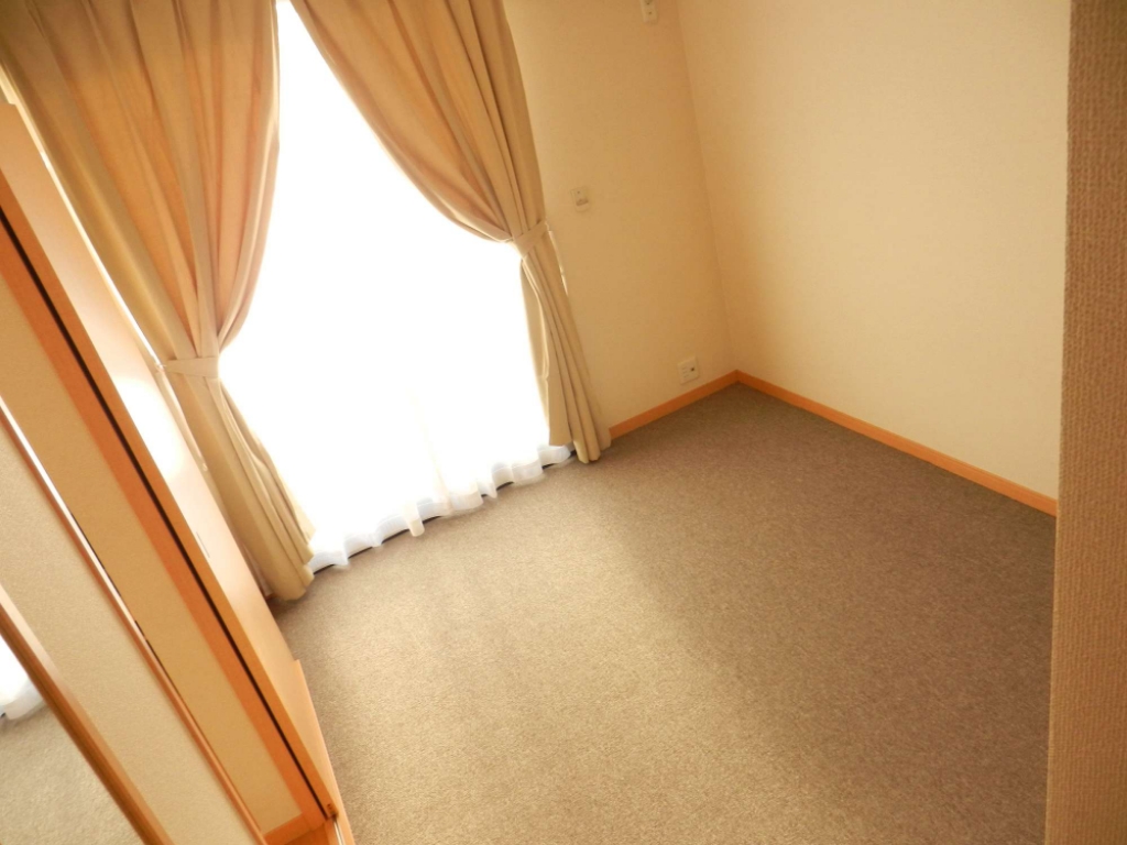 レオパレス大野芝Ⅱ ベッドルーム