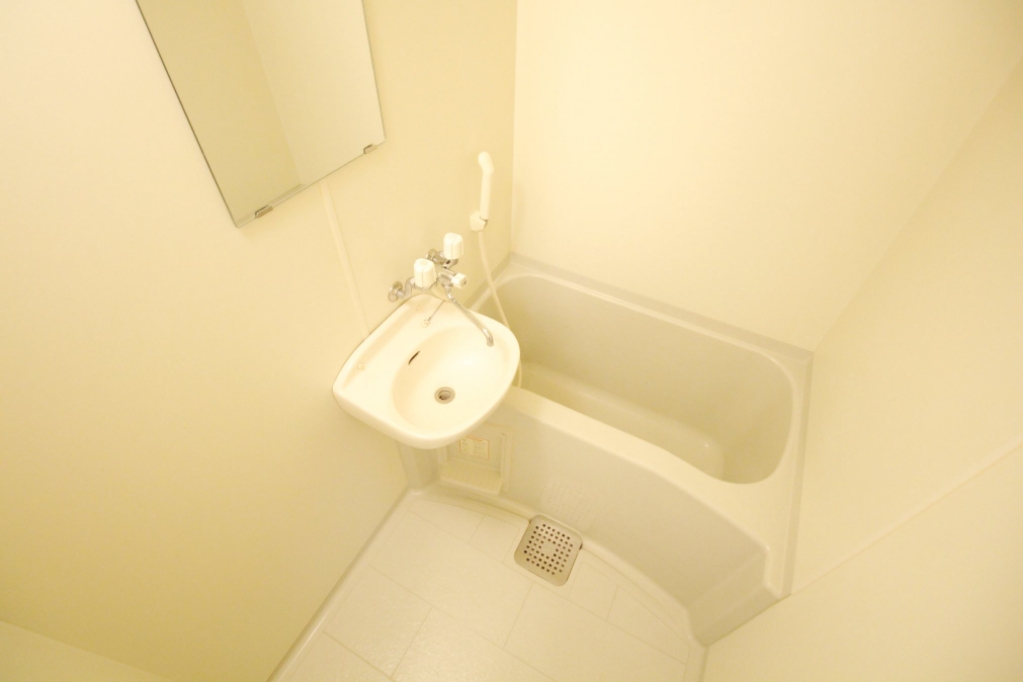 レオパレス鈴の森 風呂画像