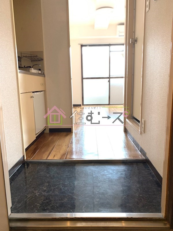 アインス蒲生 玄関