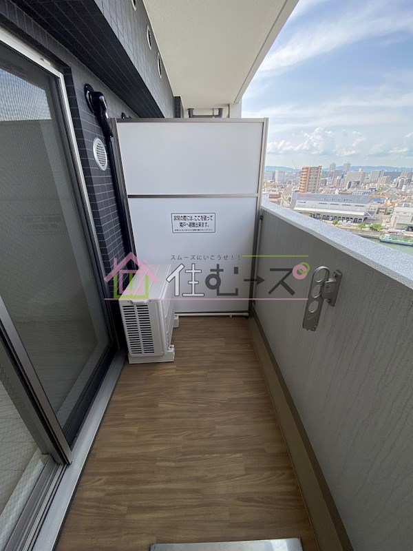 アドバンス大阪セレーノ ベランダ