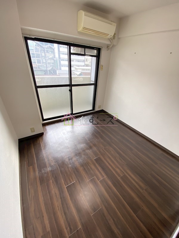 オーティーハイツ上新庄 ベッドルーム