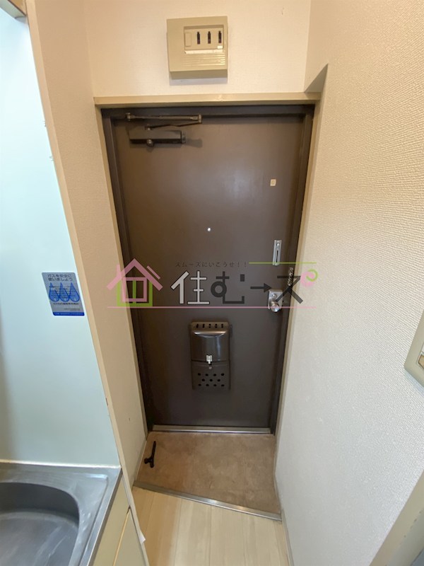 センチュリー中浜 玄関