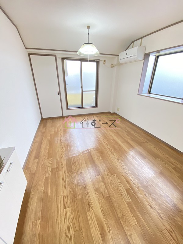 整優コーポ ベッドルーム