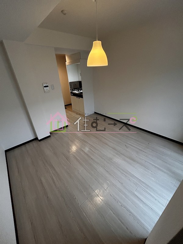 メビウス南巽レジデンス リビング