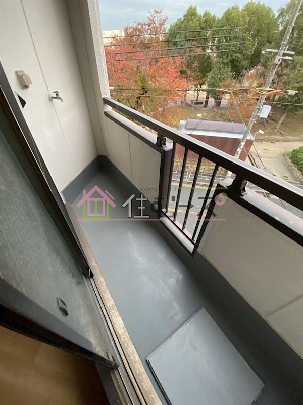 ファーストマンション ベランダ