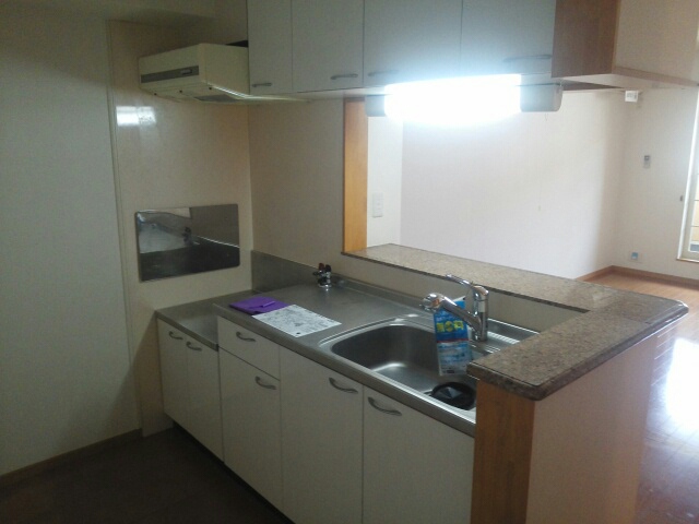 ヴァンテリュイソー キッチン