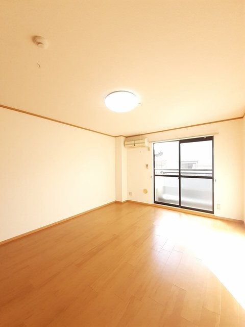 トレジャーバレイ リビング