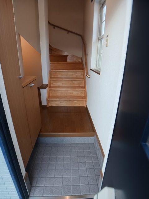 ローズ・クロス北館 玄関