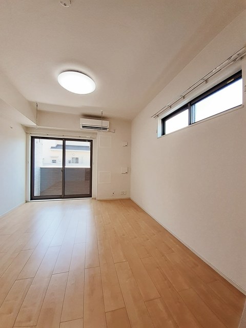 グラン　プラス リビング