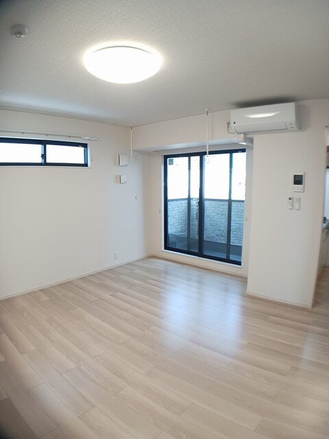 アロ・ラウレア　Ｋ リビング