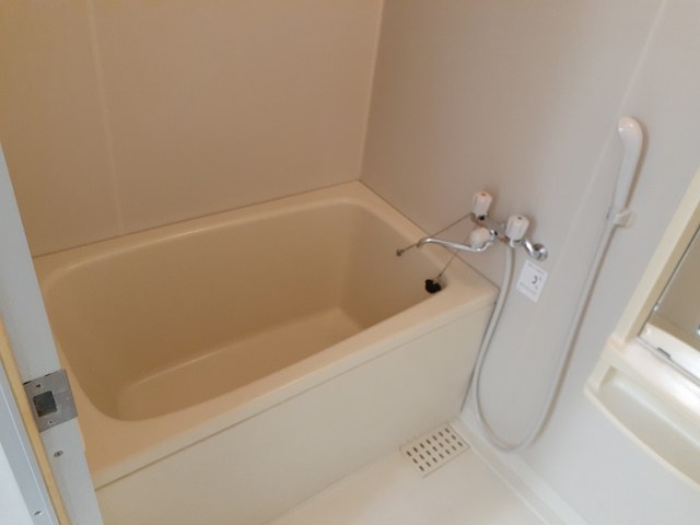 リブェール宝塚 風呂画像