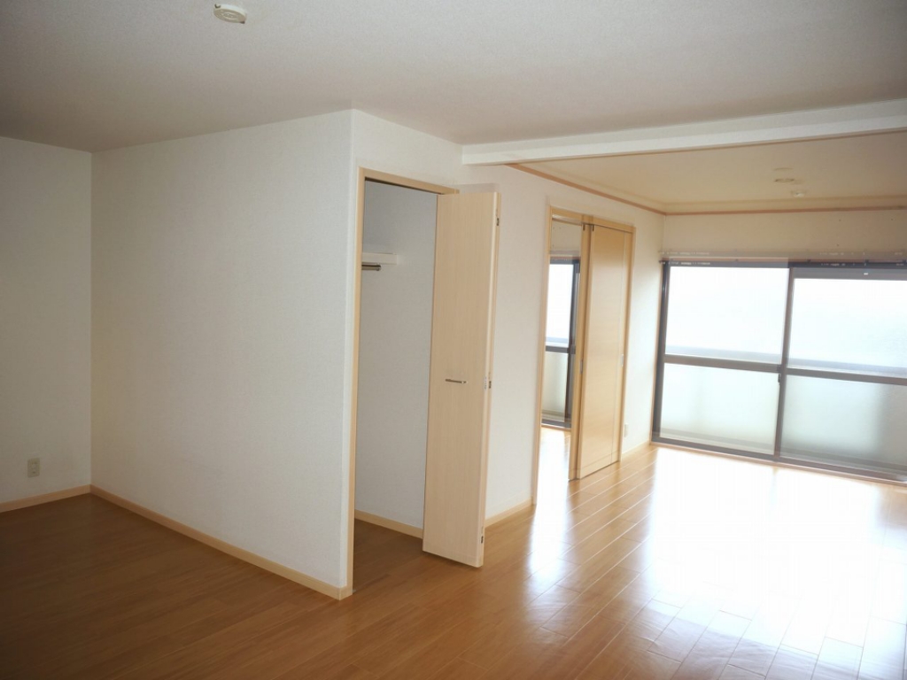 グランドゥール安倉 リビング