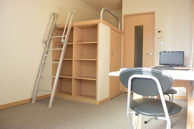 レオパレス石橋４丁目 リビング