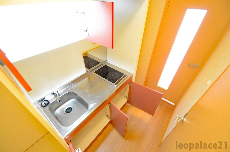レオパレスナニワシティー キッチン